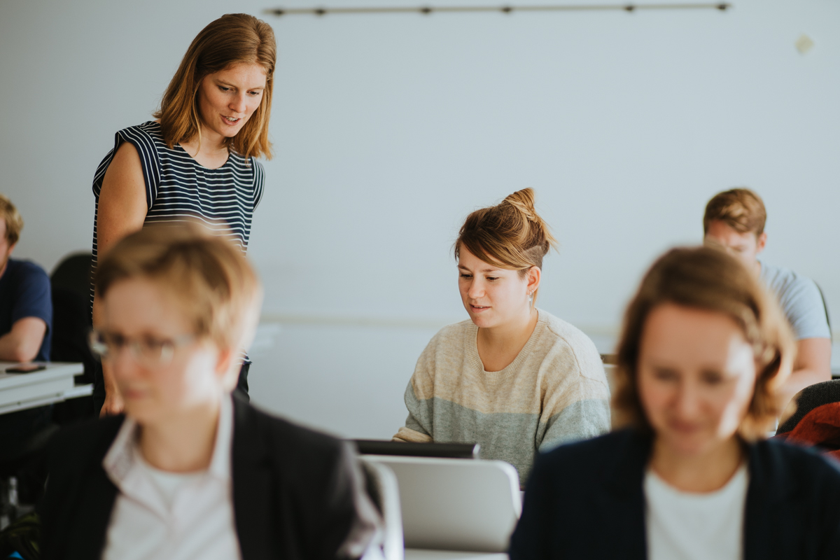 Studierende beim Klimaplanspiel "Keep cool" am 18. Oktober 2019 am Campus Lichtenberg der HWR Berlin