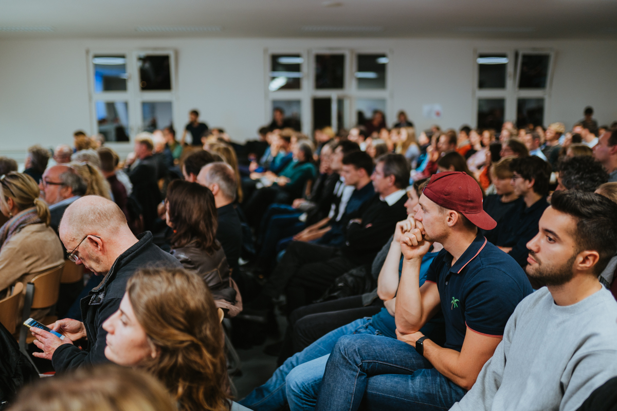 Demokratie und Nachhaltigkeit: 230 Interessierte diskutierten beim 19. Nachhaltigkeitsforum der HWR Berlin am 4. November. Gastredner war Robert Habeck, Bundesvorsitzender der Grünen.